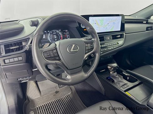 Certified 2025 Lexus ES 350 w/ Premium Package image 9