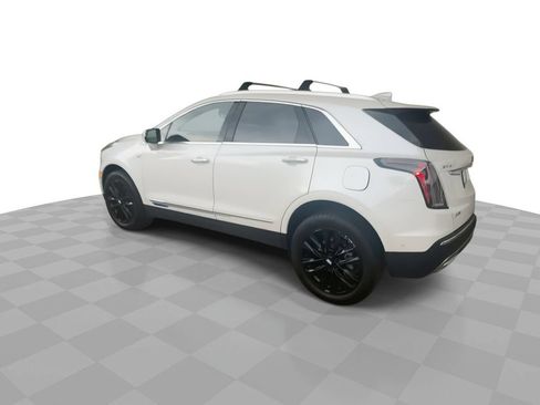 Certified 2026 Cadillac XT5 Premium Luxury w/ LPO, Blue Accent Package FWD image 6