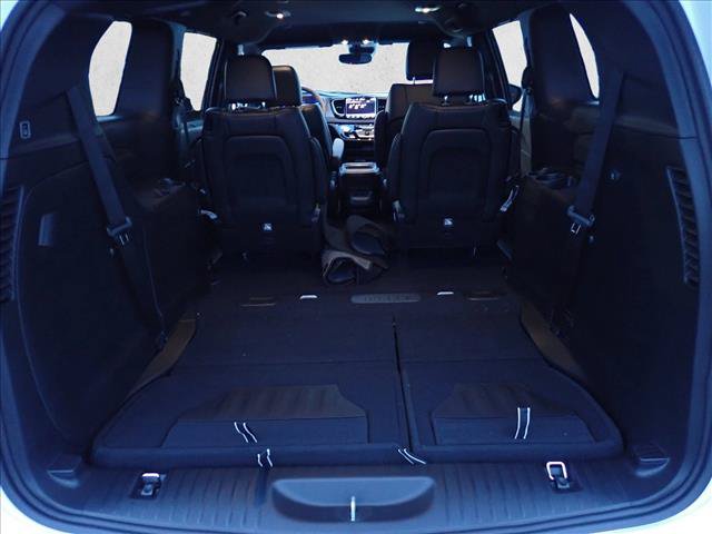 New 2027 Chrysler Pacifica Select AWD/4WD image 8