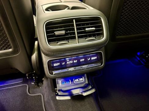 New 2026 Mercedes-Benz GLS 580 4MATIC image 20