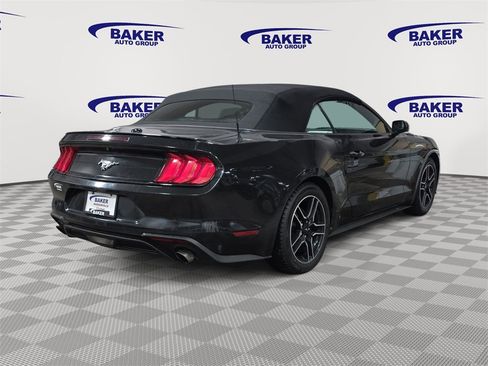 Used 2021 Ford Mustang Premium image 5