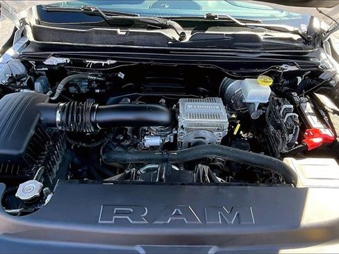 Used 2024 RAM 1500 Laramie image 9