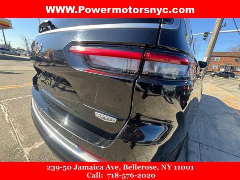 Used 2022 Jeep Grand Cherokee L Summit w/ Advanced Protech Group IV image 13