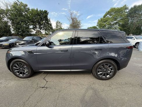 Used 2024 Land Rover Range Rover Sport SE AWD/4WD image 11