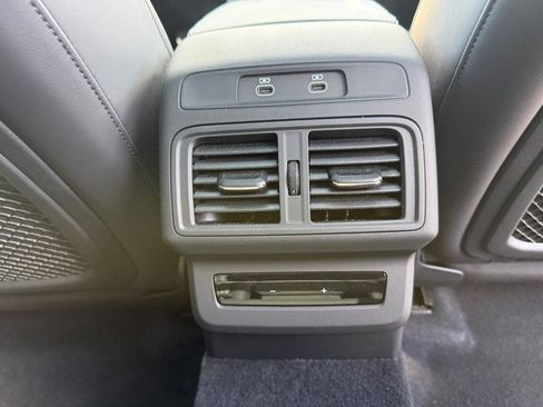 Used 2025 Audi SQ5 Premium Plus AWD/4WD image 35