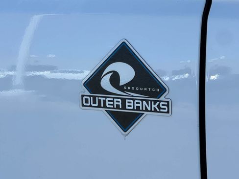 Used 2024 Ford Bronco Outer Banks w/ Sasquatch Package AWD/4WD image 33