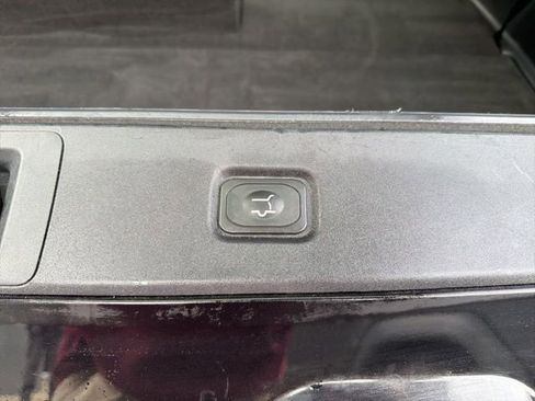 Certified 2025 Ford Expedition Active image 7