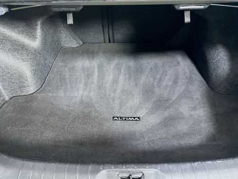 Used 2024 Nissan Altima 2.5 SV image 26