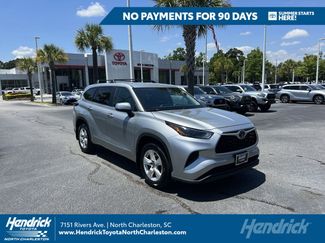 Used 2023 Toyota Highlander L AWD/4WD video 1