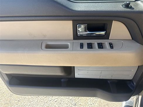 Used 2013 Ford F150 XLT w/ Luxury Equipment Group image 13