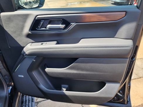 New 2026 GMC Yukon Denali w/ Denali Reserve Package AWD/4WD image 45