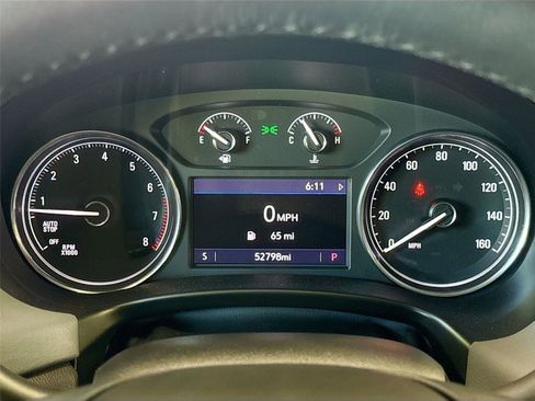 Used 2020 Buick Enclave Essence image 12