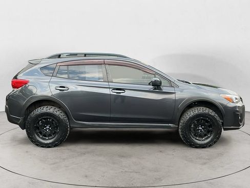 Used 2019 Subaru Crosstrek 2.0i Limited w/ Moonroof Package w/Navigation AWD/4WD image 4
