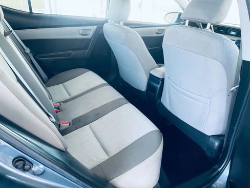 Used 2017 Toyota Corolla LE image 21