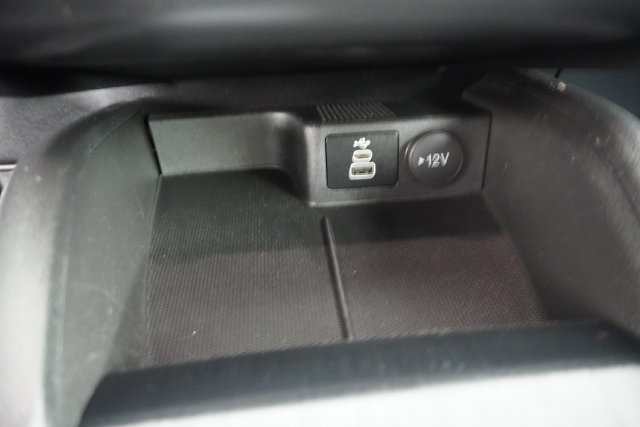 Used 2025 Ford Escape ST-Line FWD image 30