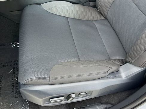 New 2026 Toyota Tundra SR5 AWD/4WD image 18