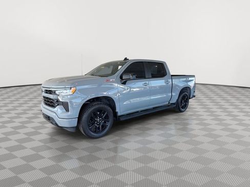 Used 2024 Chevrolet Silverado 1500 RST w/ Z71 Off-Road Package AWD/4WD image 5