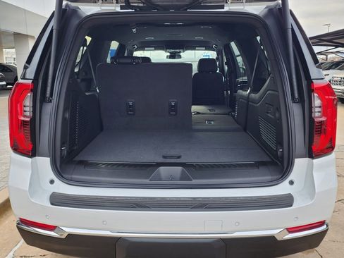 New 2026 GMC Yukon XL Elevation image 54