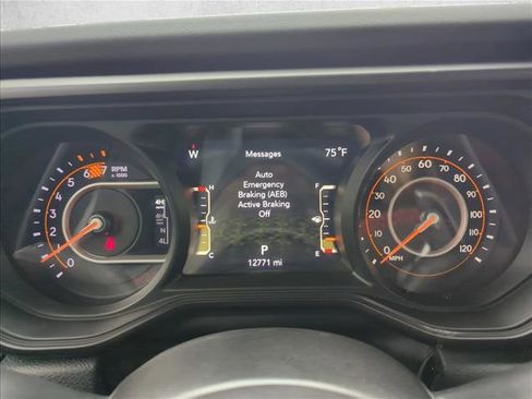 Used 2024 Jeep Wrangler Unlimited Rubicon 392 image 2