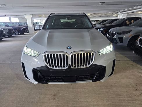 New 2026 BMW X5 sDrive40i RWD image 2