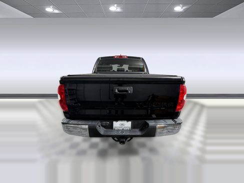 Used 2021 Toyota Tundra SR5 w/ SR5 Upgrade Package AWD/4WD image 10