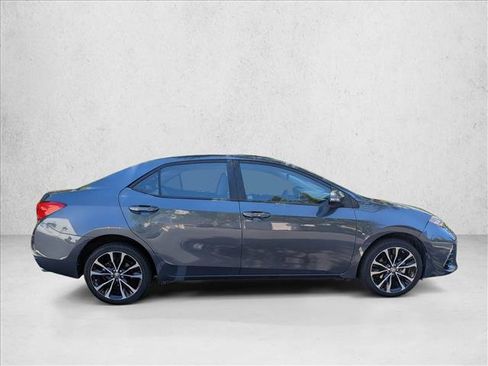 Used 2019 Toyota Corolla SE FWD image 4