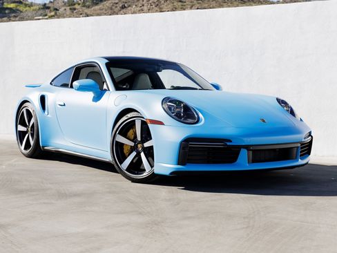 Used 2021 Porsche 911 Turbo S image 9