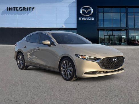 Certified 2022 MAZDA MAZDA3 s image 2