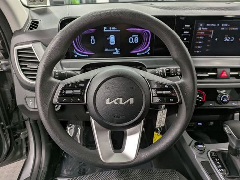 Used 2024 Kia Seltos LX AWD/4WD image 21