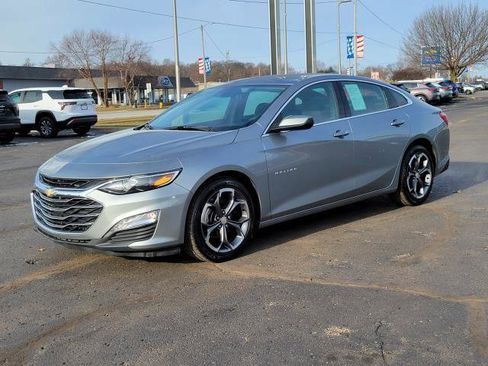 Used 2023 Chevrolet Malibu LT image 4