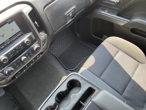 Used 2018 Chevrolet Silverado 1500 LT w/ All Star Edition image 23