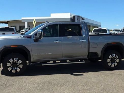 New 2026 GMC Sierra 2500 Denali AWD/4WD image 6