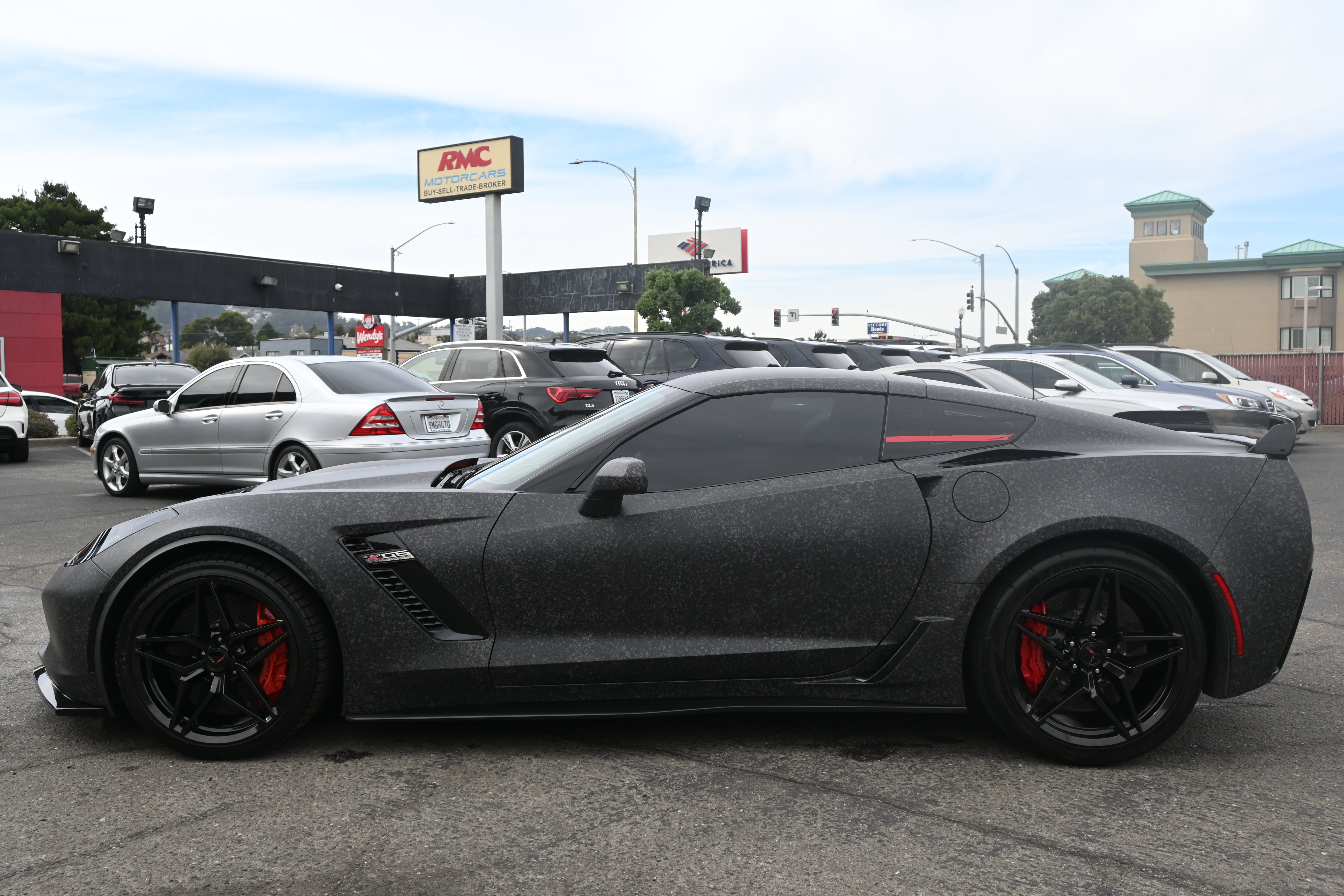 Used 2016 Chevrolet Corvette Z06 w/ 3LZ Preferred Equipment Group RWD image 2