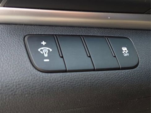 Used 2019 Hyundai Elantra SE w/ Cargo Package image 24