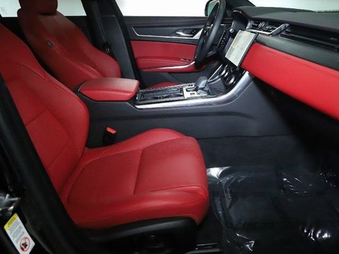 Used 2024 Jaguar XF R-Dynamic SE image 29