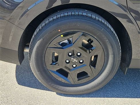 New 2026 Kia Carnival LXS image 5