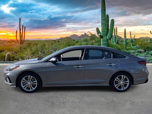 Used 2018 Hyundai Sonata Limited image 6