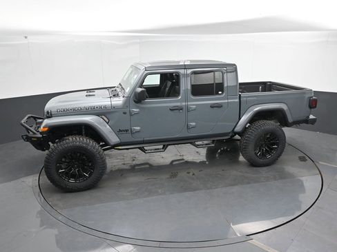 New 2025 Jeep Gladiator Sport AWD/4WD image 35