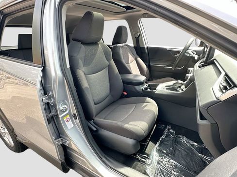 Used 2019 Toyota RAV4 XLE image 26