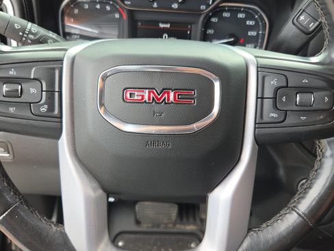 Used 2021 GMC Sierra 1500 SLT w/ X31 Off-Road Package AWD/4WD image 22