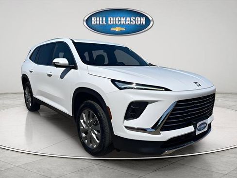 Used 2025 Buick Enclave Preferred image 1