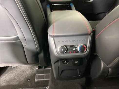 Used 2025 Ford Explorer ST w/ Sun And Sound Package AWD/4WD image 28