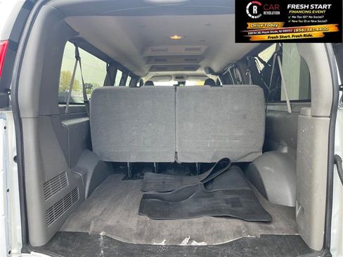 Used 2024 Chevrolet Express 3500 LT w/ LT Preferred Equipment Group image 9