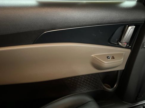 Used 2026 Kia Carnival LXS FWD image 20