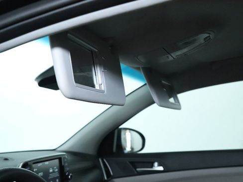 Used 2020 Hyundai Tucson SE image 19