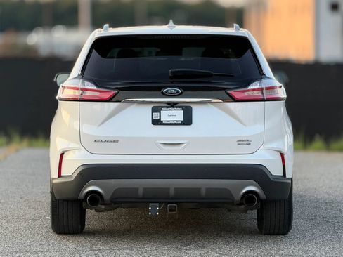 Used 2019 Ford Edge SEL w/ Equipment Group 201A AWD/4WD image 4
