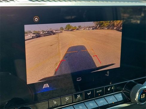 Used 2023 Chevrolet Colorado Z71 w/ Z71 Convenience Package 2 image 24