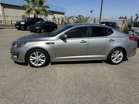 Used 2015 Kia Optima LX FWD image 3