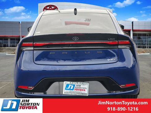 Used 2024 Toyota Prius Limited image 7
