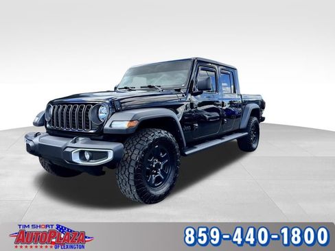 Used 2024 Jeep Gladiator Sport AWD/4WD image 1
